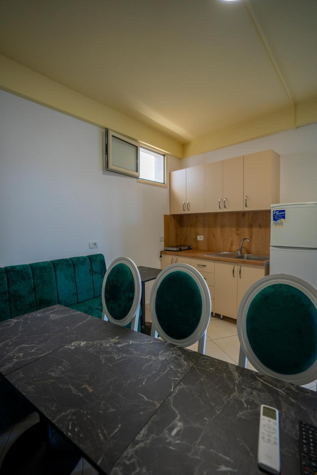 Golden Sleep Hostel Shkodër Exteriér fotografie